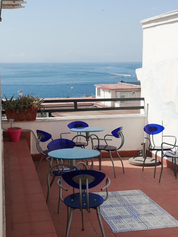 Le Terrazze A Mergellina Napoli Eksteriør billede